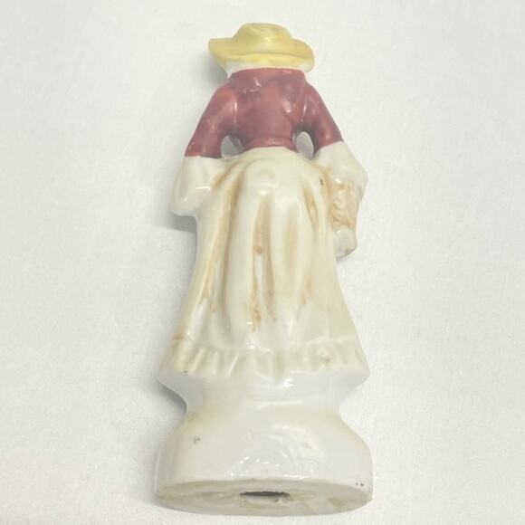 Vintage Ceramic Hand painted Colonial Woman mini figurine - Picture 5 of 11